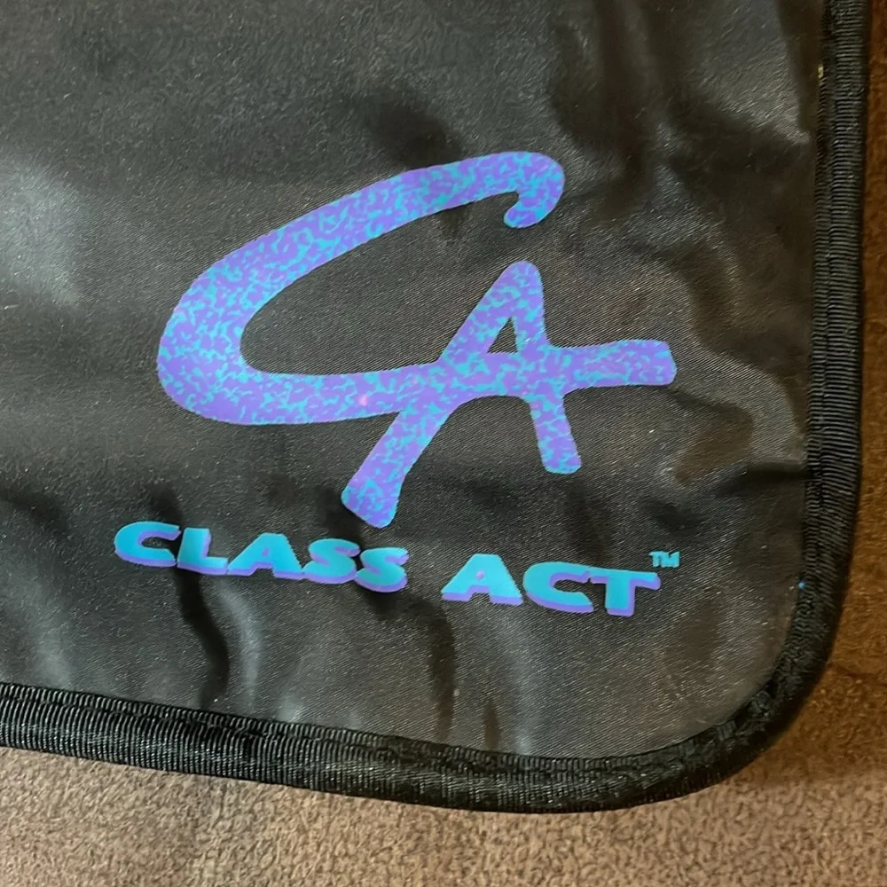 Class Act Vintage Zippered Folder School pocket 80s